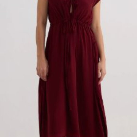 Almost New - Reistor Deep V Neck Gathered Dress Burgundy Large - Picture 1 of 4